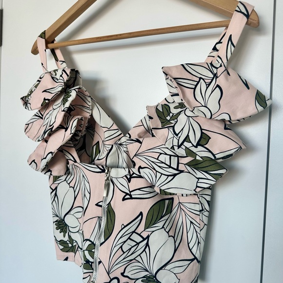 Floral Ruffle Strap Tank Top - Picture 4 of 6